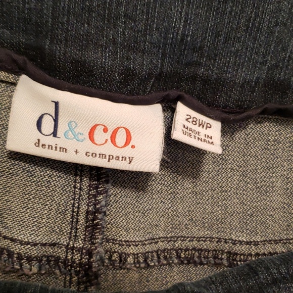 28 PDenim an Co. pull on medium wash jeans - Picture 2 of 4
